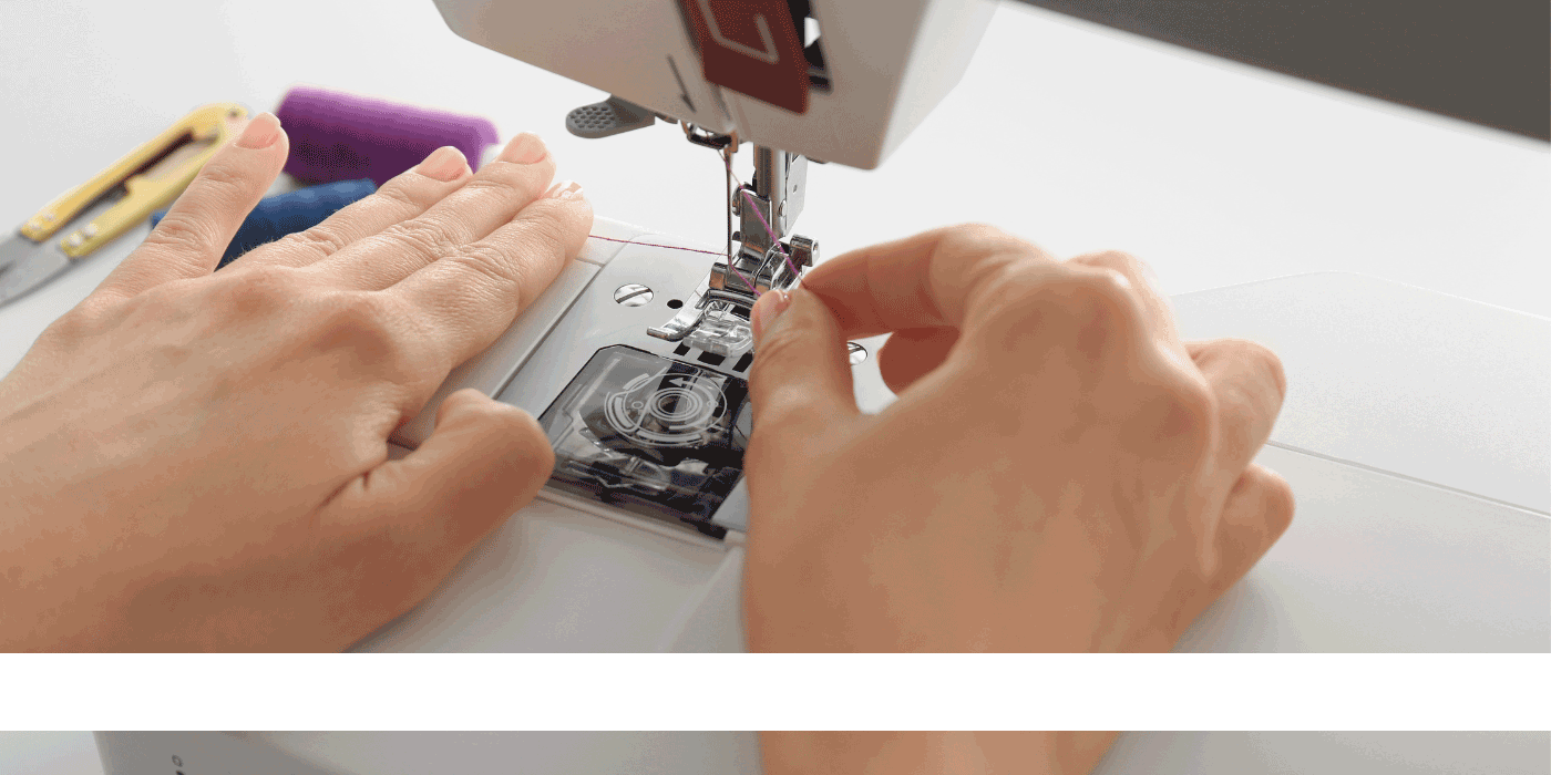 how to thread a sewing machine needle