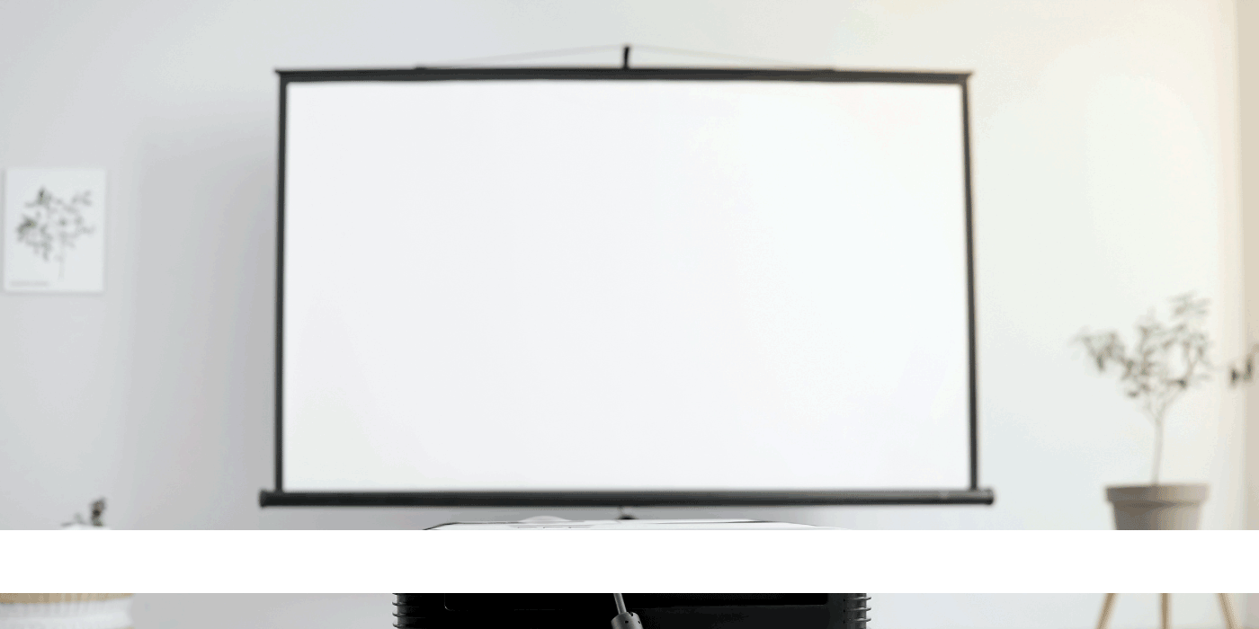 motorized screen for ultra short throw projector
