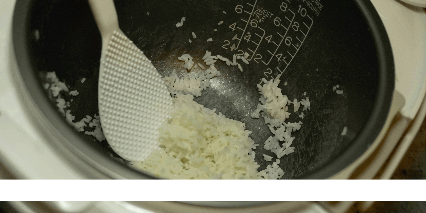 how does an induction rice cooker work