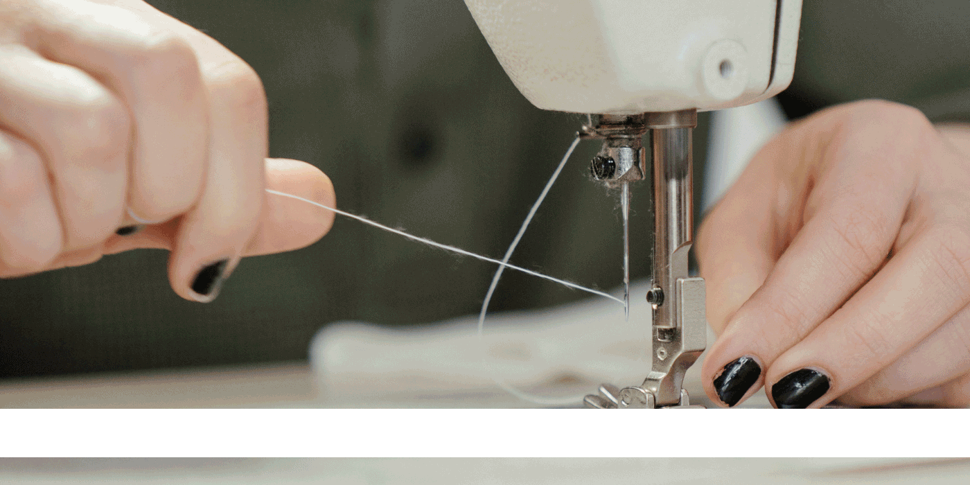 how do you thread a beginner sewing machine
