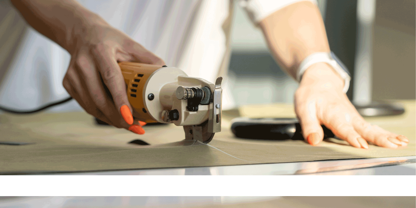 how do you use a fabric cutter machine
