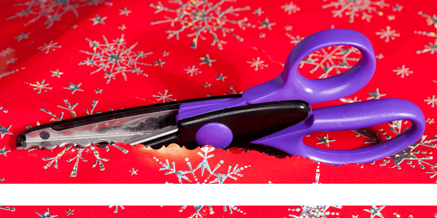 how to make a dog bandana with pinking shears