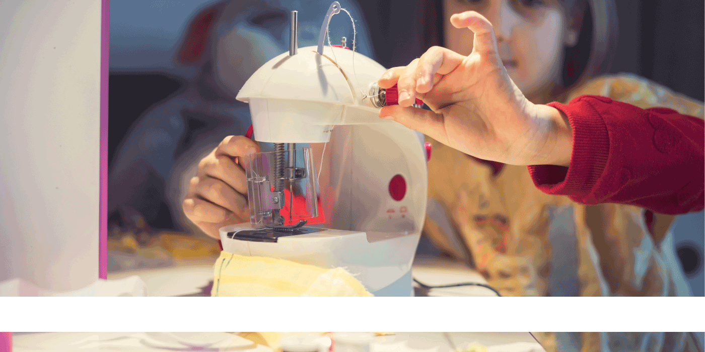 how to thread a dressmaker mini sewing machine