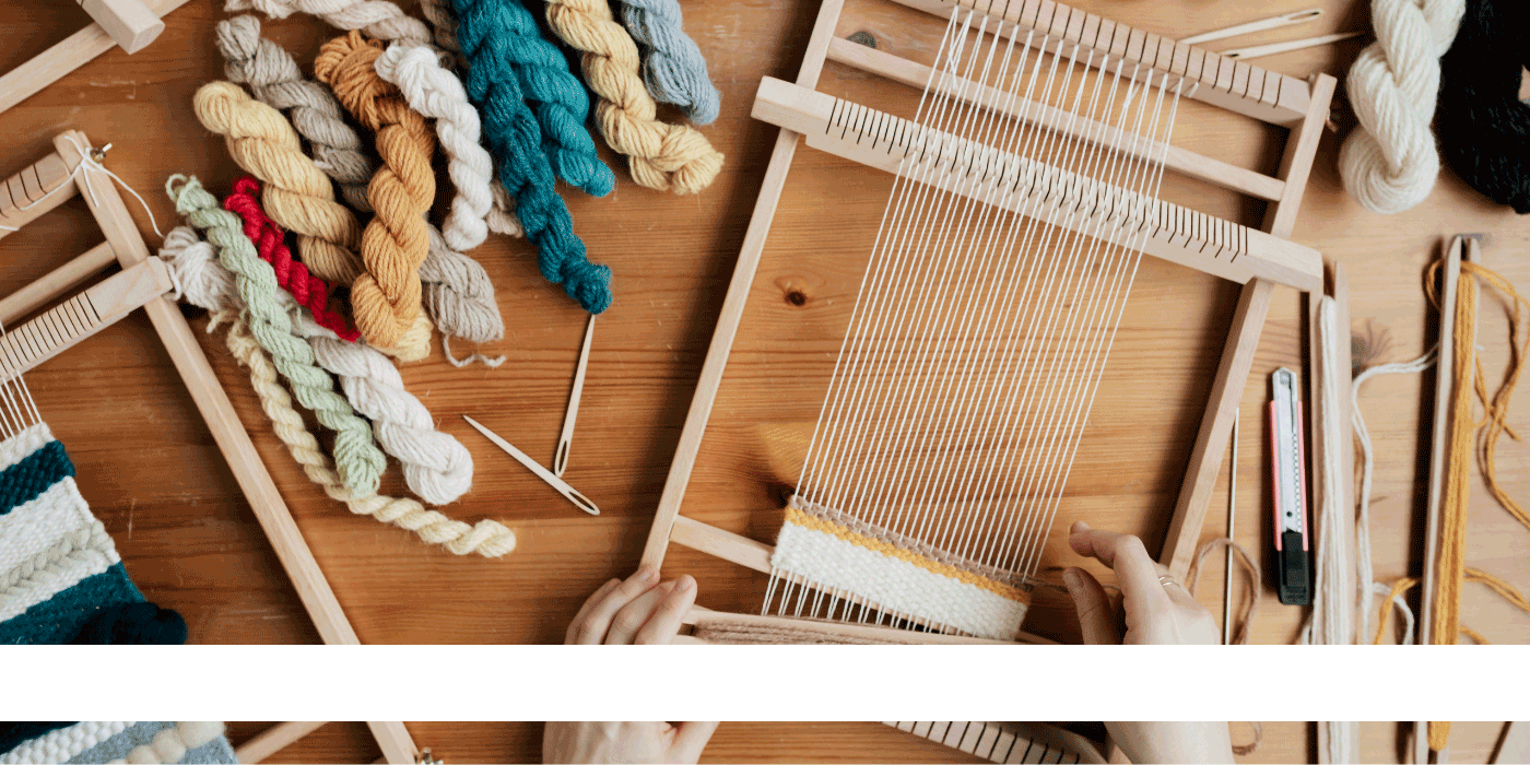how to use knitting looms