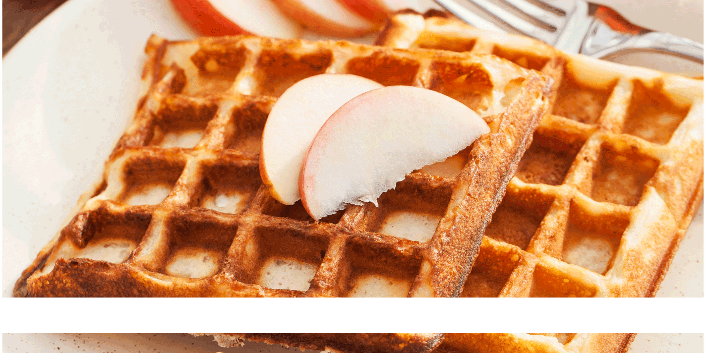 apple cinnamon waffles